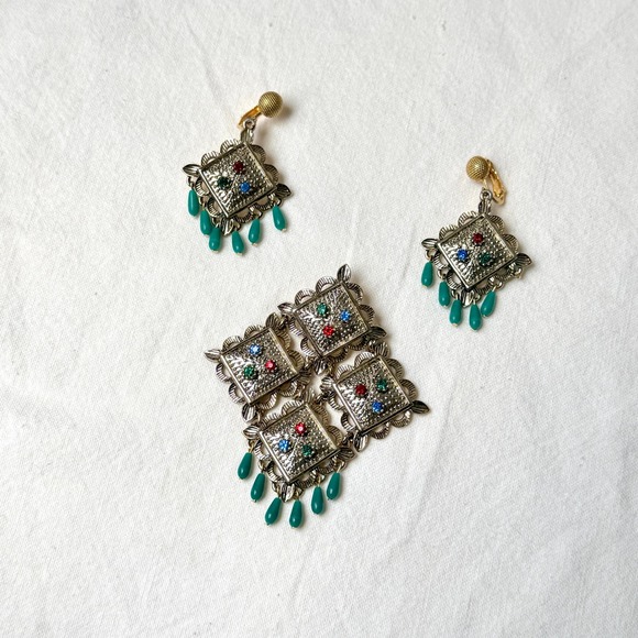 Sarah Coventry Jewelry - Vintage Sarah Coventry 1967 Temple of Lights Brooch Earring Set MCM Retro Pin